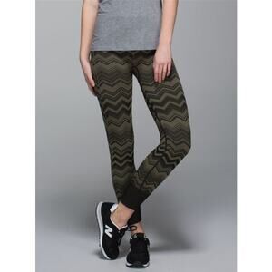 Lululemon Wunder Under Chevron Jacquard Knit Leggings Black Taupe